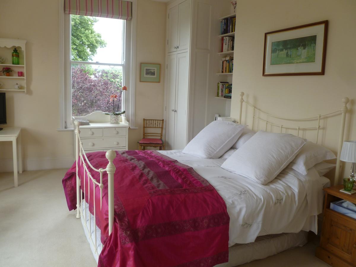 Laurel House Bed & Breakfast Cheltenham Eksteriør bilde
